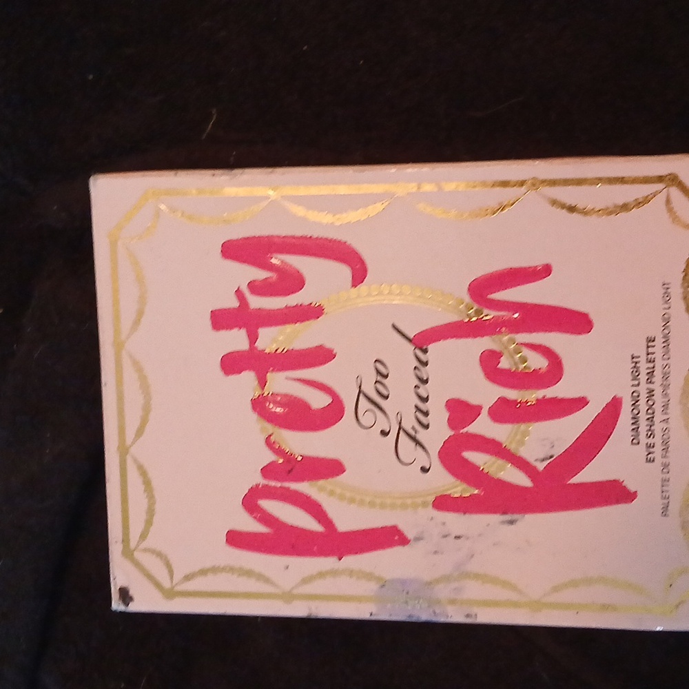Makeup too faced eyeshadow palette